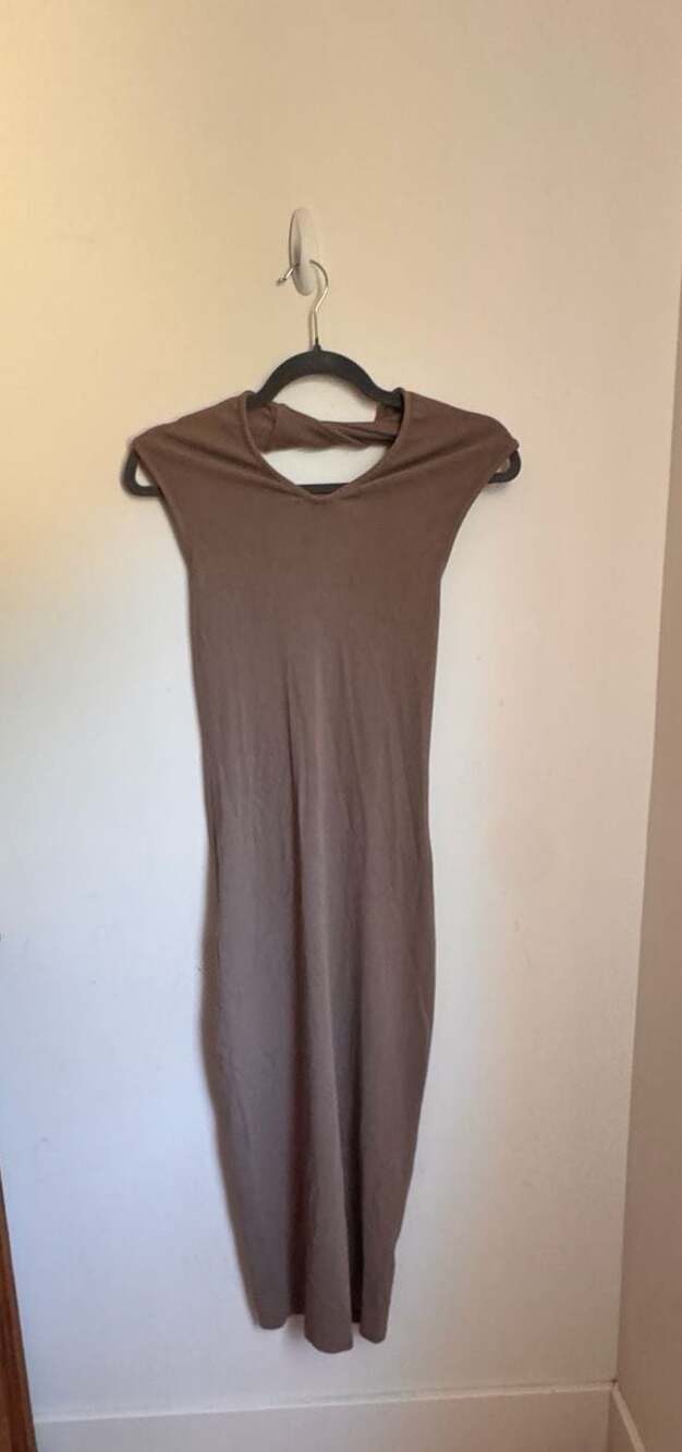 NBD Sleeveless Ribbed Bodycon Midi Dress with Twist Detail Small NWT